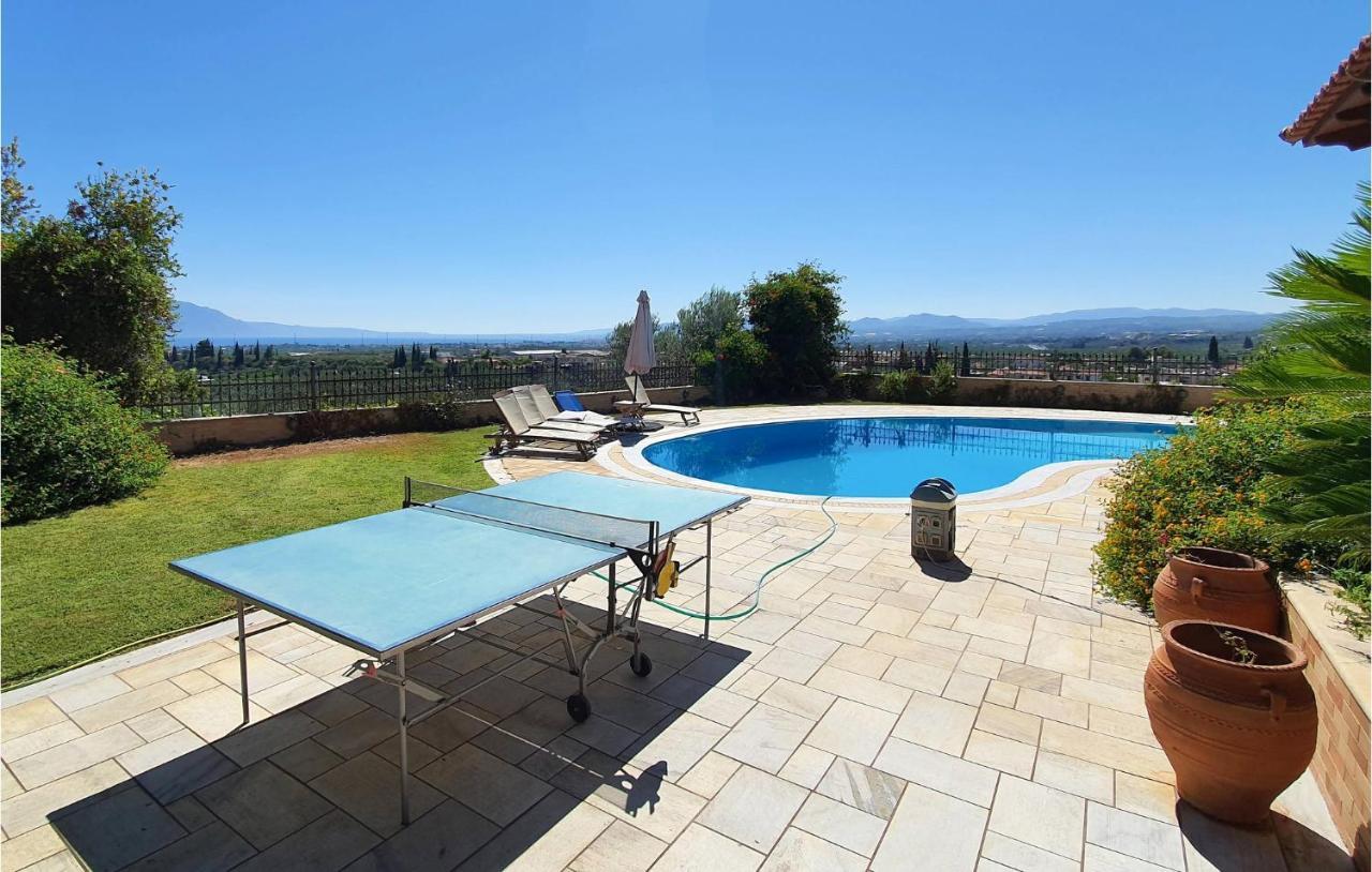 Lovely Home In Kiato With Wifi Exterior foto